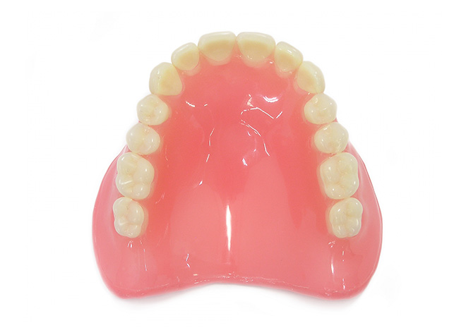 のざき歯科医院の総入れ歯